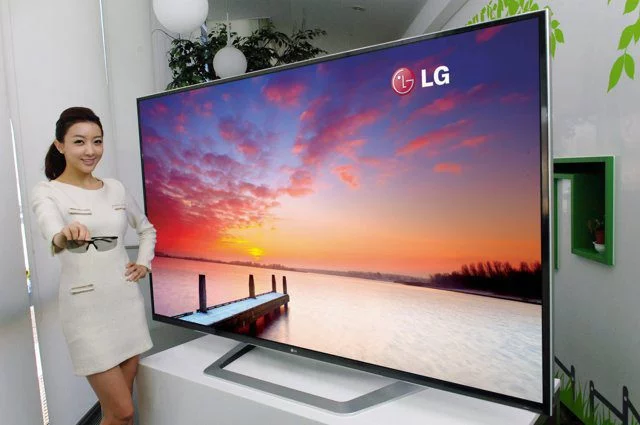 20-LG-84-UD-TV