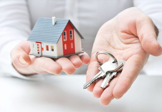 Mascara                         Distribution de 530 logements publics locatifs