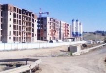 Oran : Aménagements extérieurs des 8700 logements sociaux d’Oued Tlelat: Les entreprises retardataires menacées de résiliation de contrats