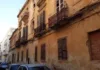 وهران: 33 عائلة تغادر عمارات آيلة للسقوط نحو سيدي البشير Immeuble ancien menaçant ruine dans le centre-ville d’Oran