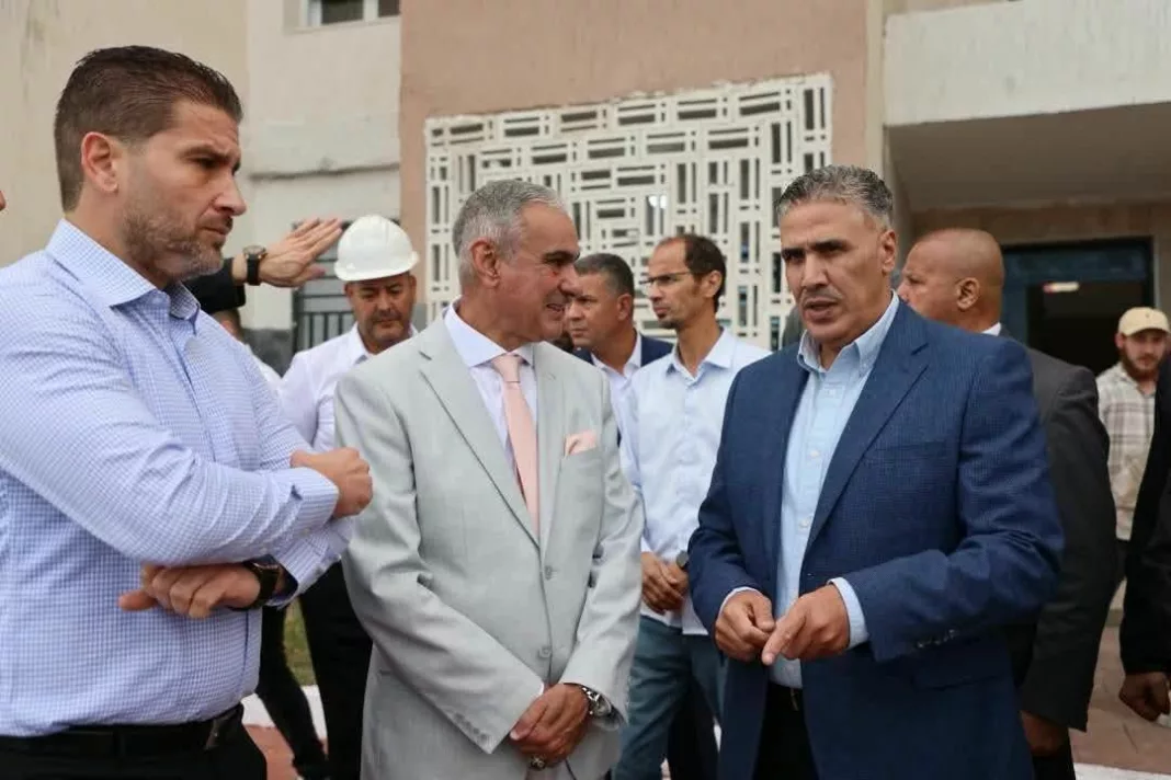 Le ministre Mohamed Tarek Belaribi en visite sur un site AADL 3