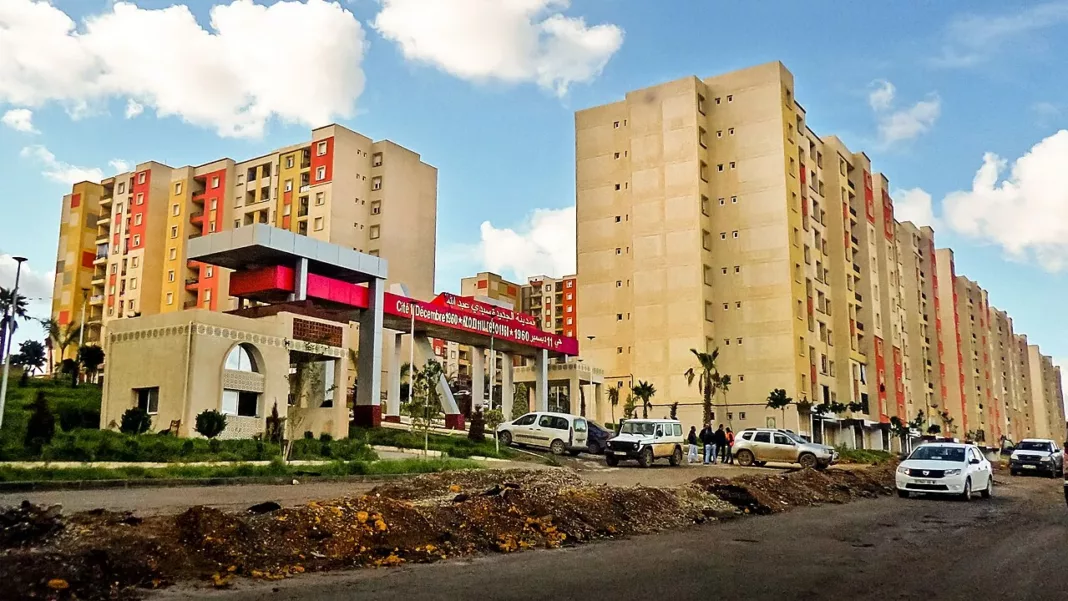 Immeubles d’une cité AADL à Sidi Abdellah (Alger)