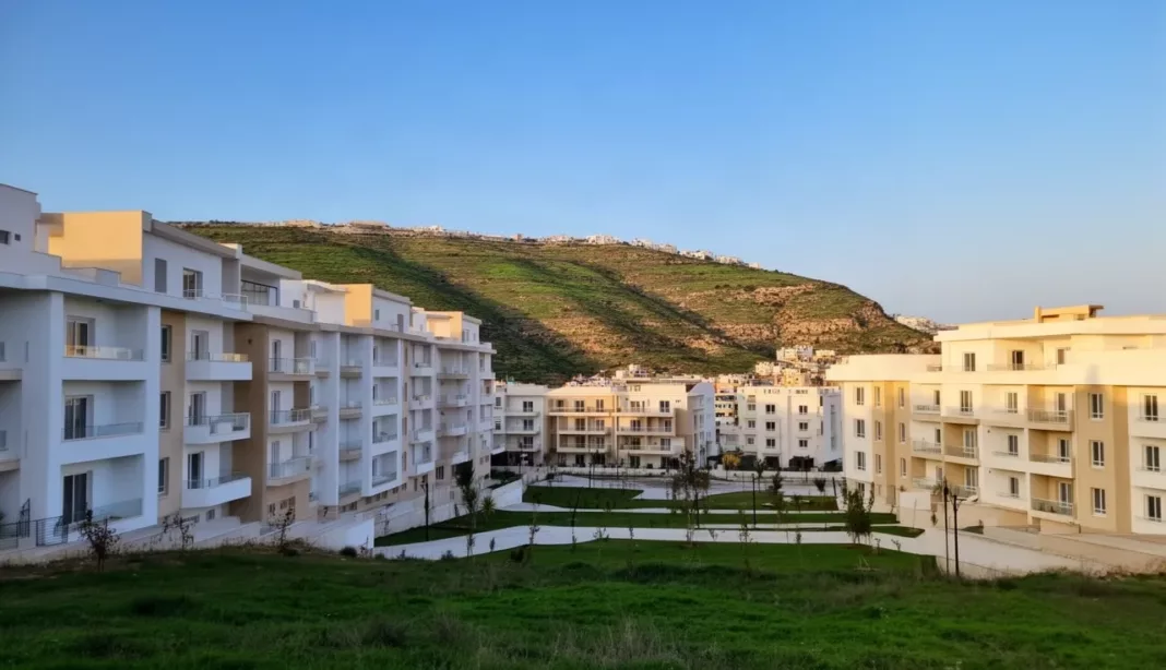 Résidence de logements promotionnels libres ENPI à la Colline Rose, Annaba