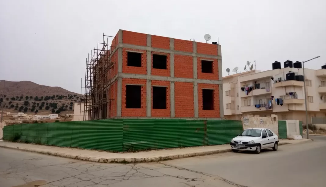 Projets de logements à Khenchela Chantier de logements en cours de réalisation à Khenchela